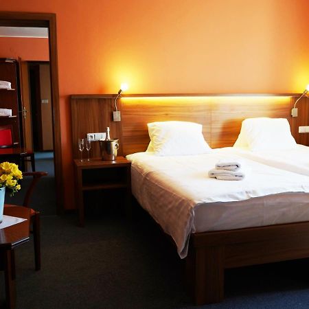 Hotel Baltaci U Nahonu Zlín Eksteriør bilde