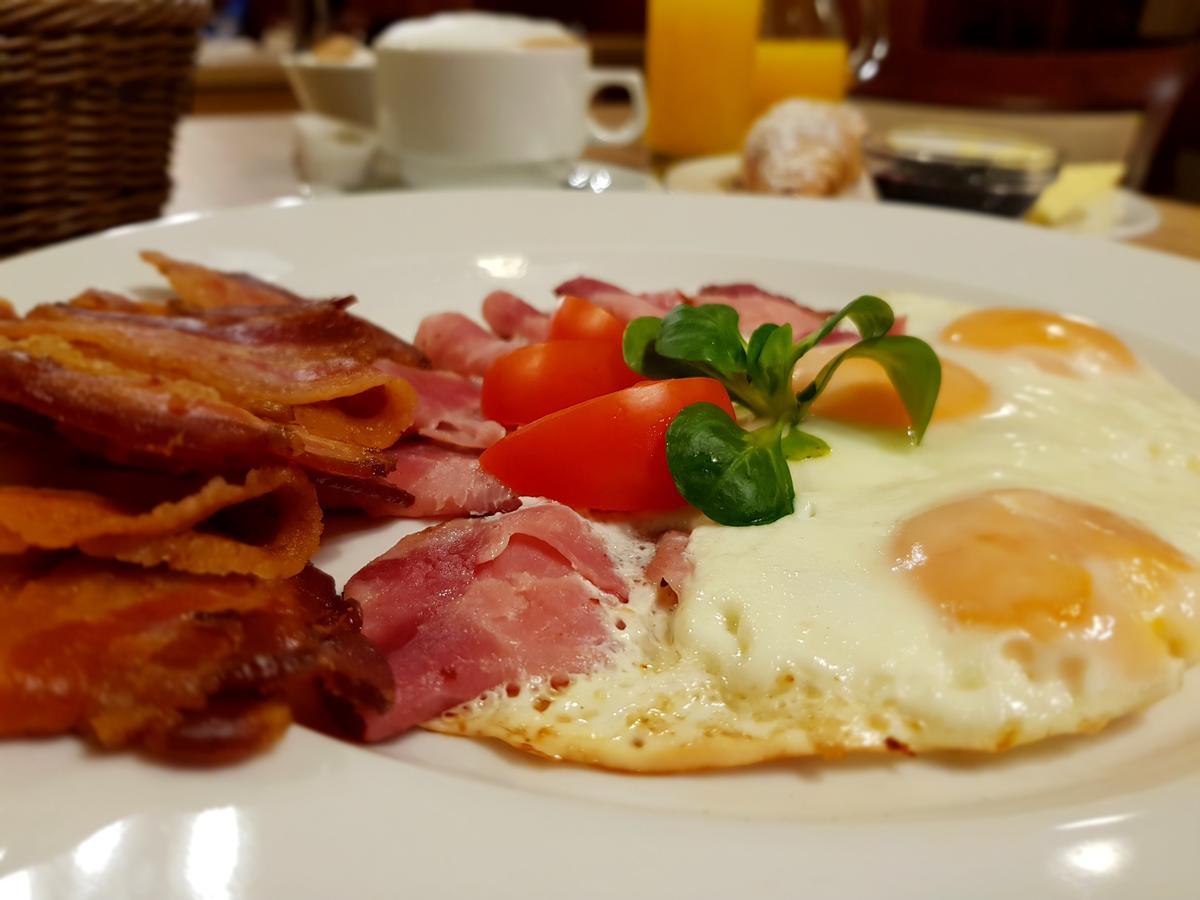 Hotel Baltaci U Nahonu Zlín Eksteriør bilde