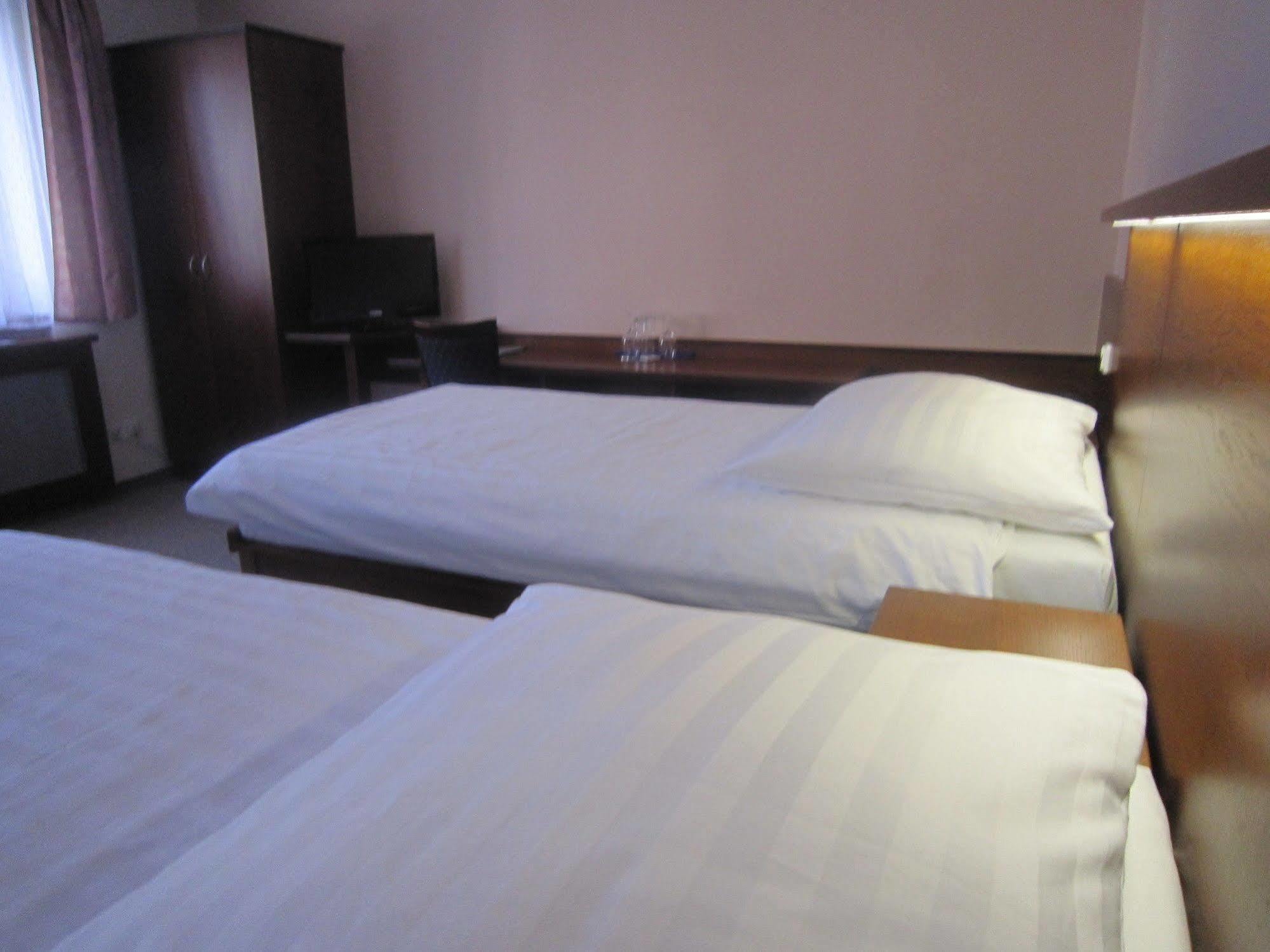Hotel Baltaci U Nahonu Zlín Eksteriør bilde